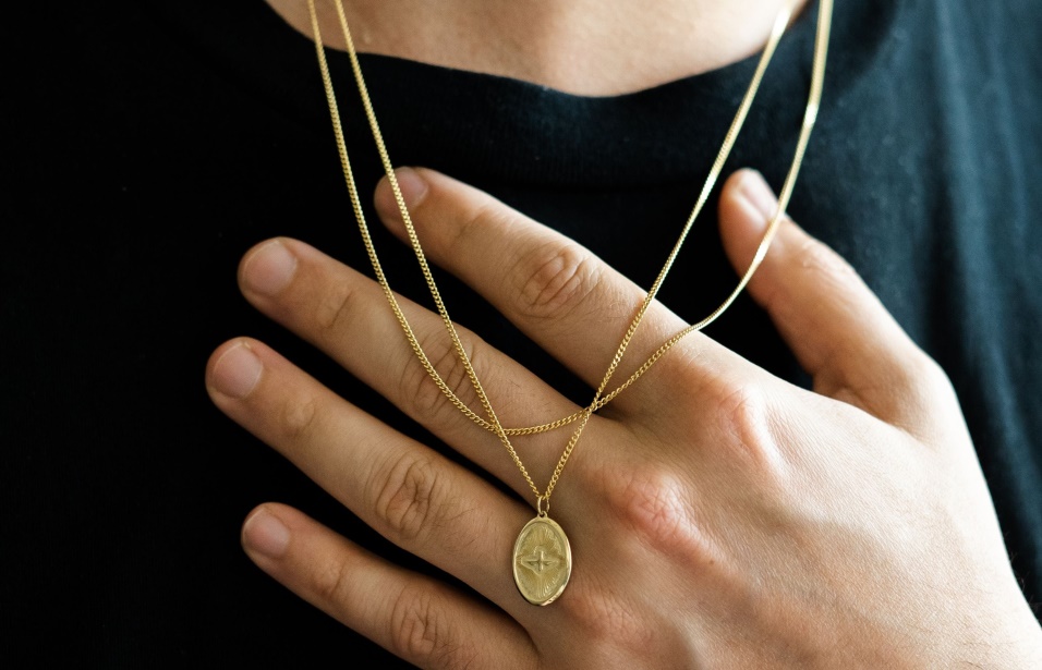 Collana Con Ciondolo Colomba Oliver Cabell In Oro