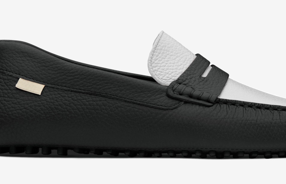 Driver Oliver Cabell Mono