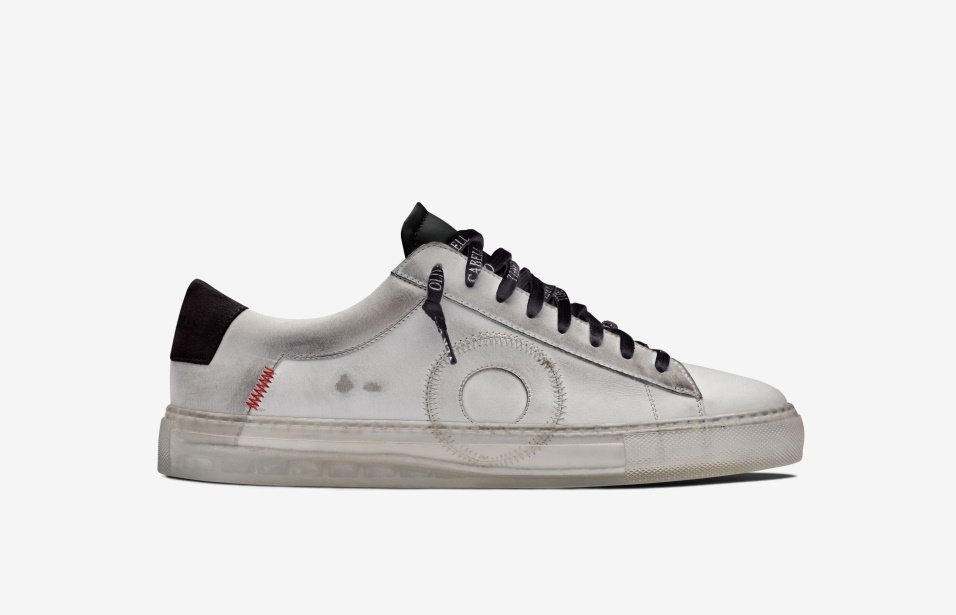 Oliver Cabell Low1 Ying Yang