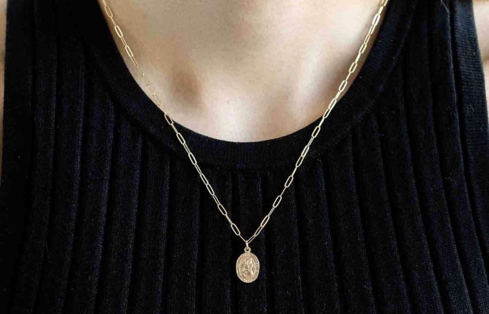 St. Collana Christopher Oro Oliver Cabell