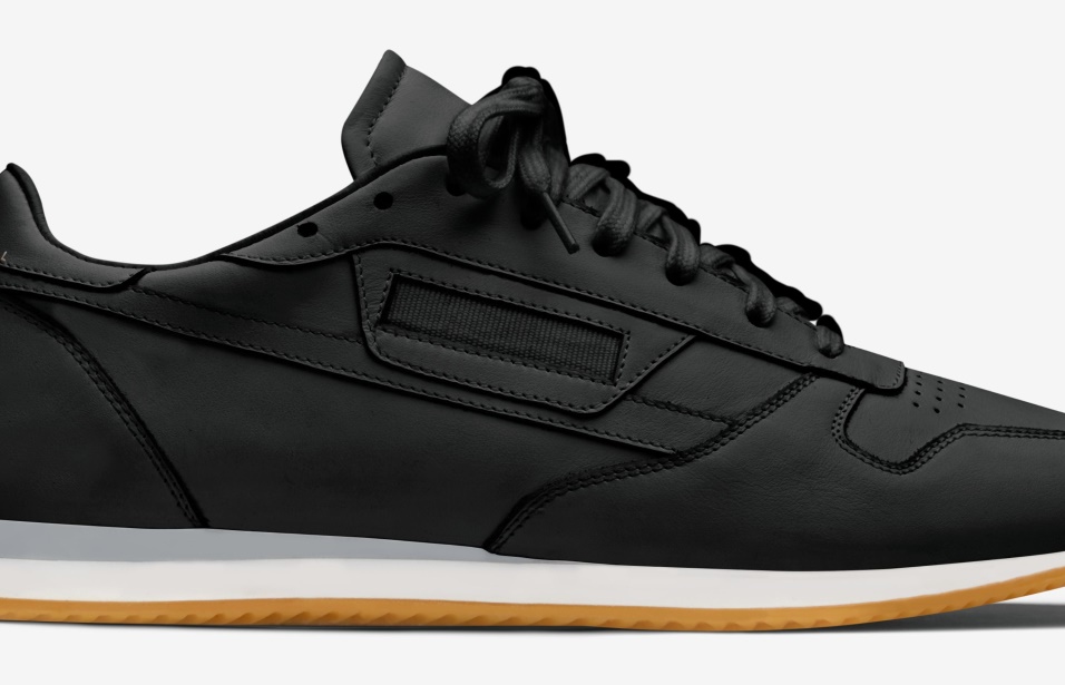 Corridore Vintage Black Oliver Cabell